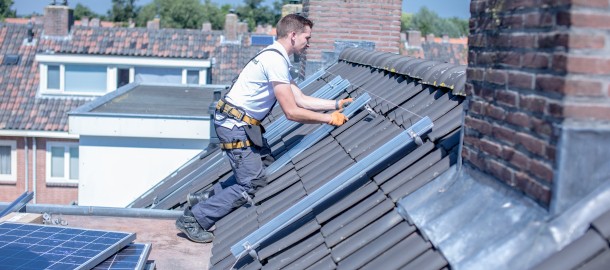 Zonnepanelen op dak.jpg